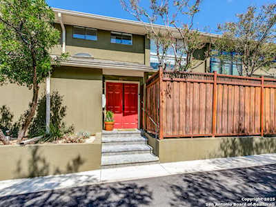 Real Estate in 78209