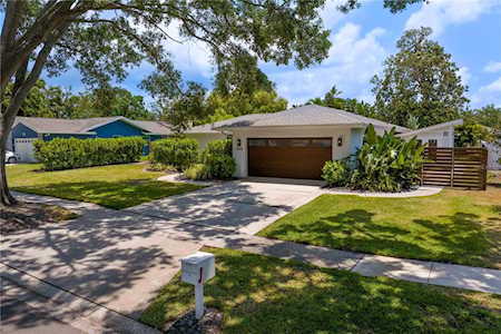 Clubhouse Estates Homes | Clearwater Florida Real Estate