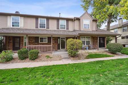 6736 S Poplar Ct Centennial, CO 80112