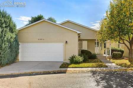 3263 Chestnut Glen Lane Colorado Springs, CO 80918