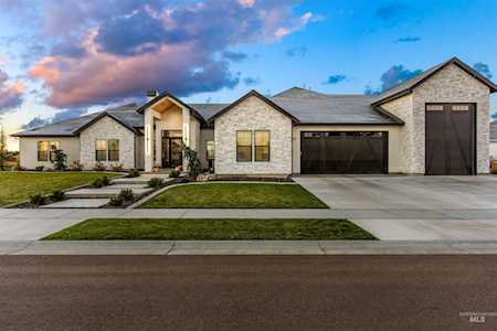 1631 W Kamet Ct. Nampa, ID 83686