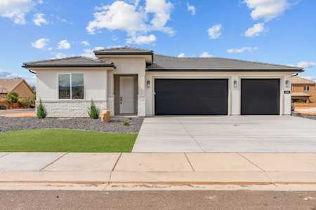 2562 S 3870 W Hurricane, UT 84737