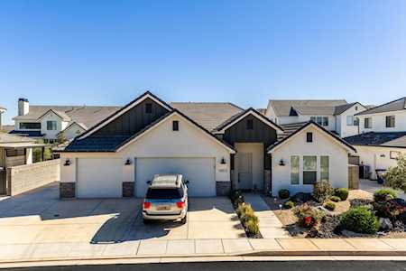 1863 S Heritage Fields DR Washington, UT 84780