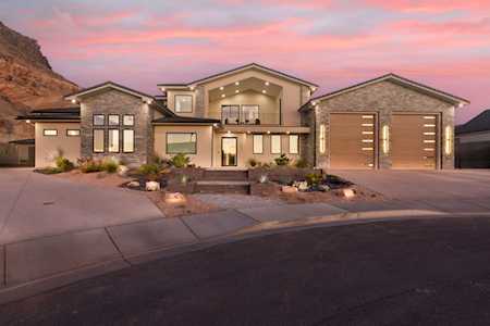 1143 S Indian Knolls DR Washington, UT 84780