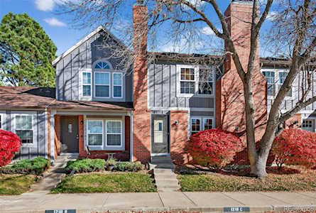 1218 S Flower Circle #C Lakewood, CO 80232