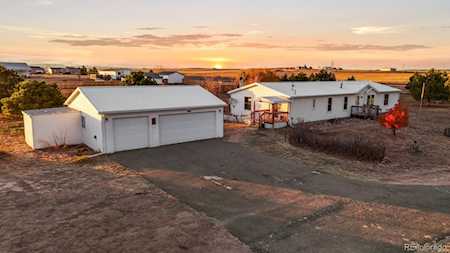 21105 Mcdaniels Rd Calhan, CO 80808