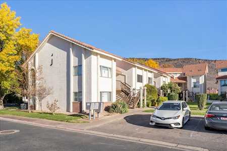 275 S Valley View #J206 St George, UT 84770