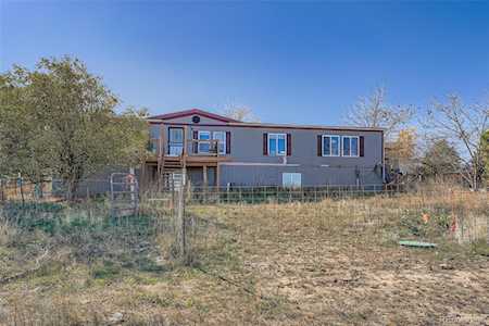1050 S Dutch Valley Rd Bennett, CO 80102