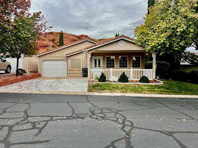 1050 W Red Hills Parkway #64 Washington, UT 84780