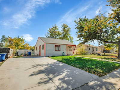 820 Lansing St Aurora, CO 80010
