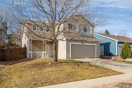 724 Prairie Star Circle Colorado Springs, CO 80916