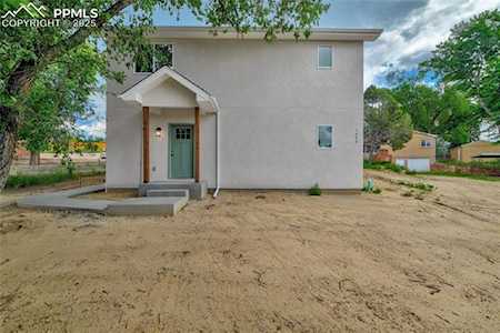 1422 Acacia Drive Colorado Springs, CO 80907