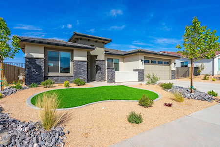 1459 N Highland Parkway Washington, UT 84780