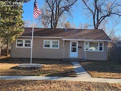 2891 Merry Lane Colorado Springs, CO 80909