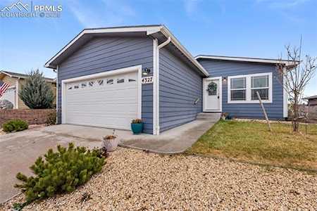 4327 Kingfisher Point Colorado Springs, CO 80922