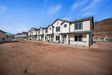 3348 E Dance Hall Ln #2335 Washington, UT 84780