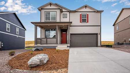 798 N Clubview St Watkins, CO 80137