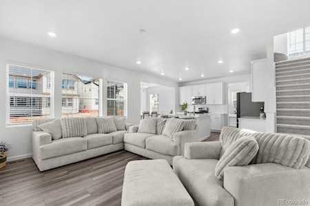 3352 N Buchanan Way Aurora, CO 80019