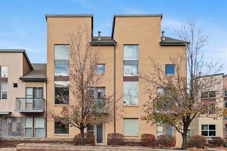 2360 S Wheeling Circle Aurora, CO 80014