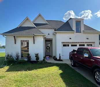 23 Breezeway Cv Columbus, MS 39701