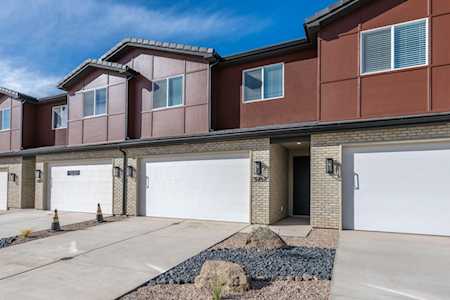 3989 E Razor DR #119 Washington, UT 84780