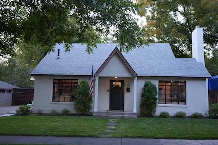 132 S 200 W W St George, UT 84770