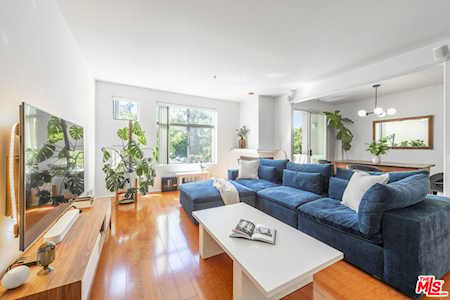 Studio 837 Lofts for Sale | 12837 Moorpark Street, Studio City, CA