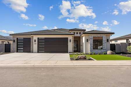 3365 Pharoah Way Way Santa Clara, UT 84765