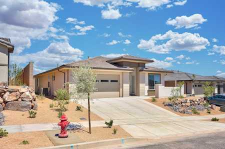 1578 N Ascent ST #142 Washington, UT 84780