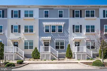 114 69th St #C Ocean City, MD 21842