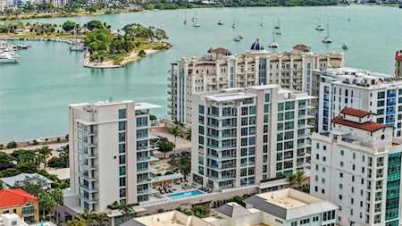 The Pearl, Sarasota