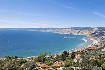 La Jolla Country Club Homes For Sale (La Jolla Country Club Real Estate)