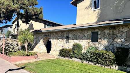 8500 Sunland Ave #23 Sun Valley, CA 91352