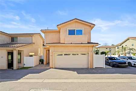 7615 Ani North Hollywood, CA 91605