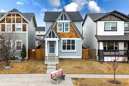 110 Skyview Ranch Blvd NE Calgary, AB T3N 0K6
