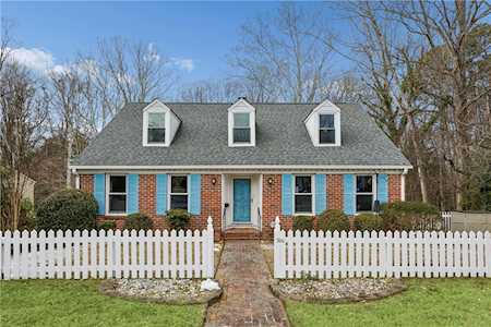 306 Indian Springs Rd Williamsburg, VA 23185