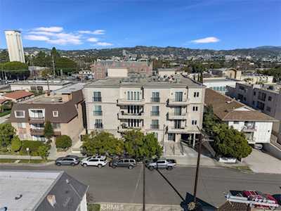 90035 Homes for Sale & 90035, CA Real Estate