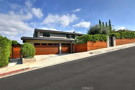 6100 Maury Ave Woodland Hills, CA 91367