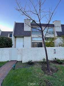 6201 Shoup #79 Woodland Hills, CA 91367