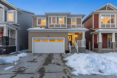 111 Cityside Ct NE Calgary, AB T3N2B6