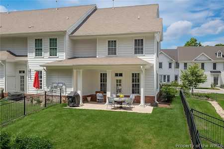 122 Meeting Place Williamsburg, VA 23185