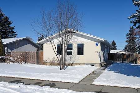 36 Pennsburg Place SE Calgary, AB T2A2K1