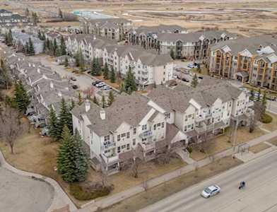 1000 Applevillage Ct SE #101 Calgary, AB T2A 7Z4