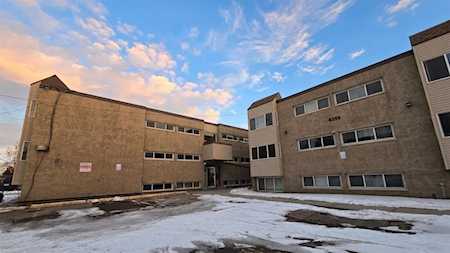 8235 Elbow Dr SW #224 Calgary, AB T2V1K6