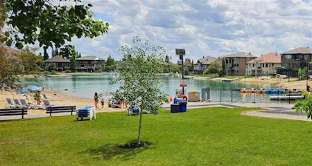 950 Arbour Lake Rd NW #1318 Calgary, AB T3G 5B3