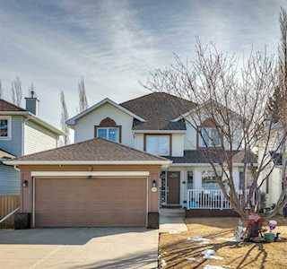 420 Rocky Ridge Bay NW Calgary, AB T3G 4H8