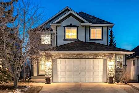 27 Arbour Butte Rd NW Calgary, AB T3G 4L7