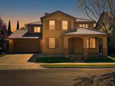 1444 Mendocino Creek Dr Patterson, CA 95363