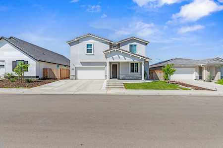 273 Dogwood Ranch Way Patterson, CA 95363