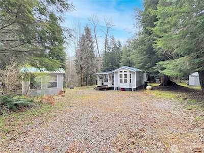 Deming Waterfront Homes (Local Waterfront Specialists)